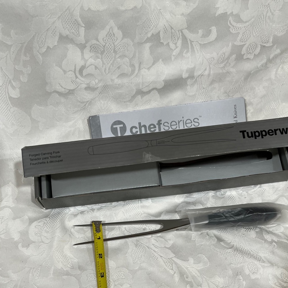 NEW (NIB)Tupperware Chef Series Carving Knife & Fork Set, Forged Stainless Steel - Picture 13 of 13